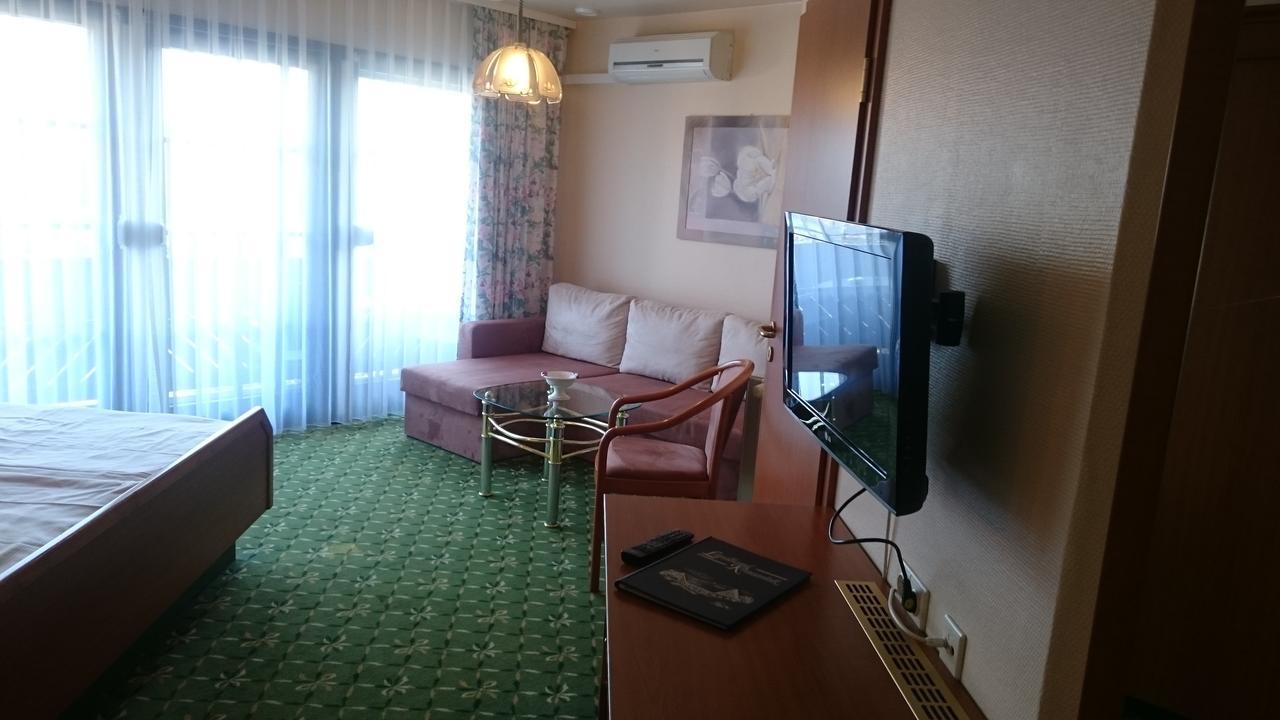 Landhotel クラウスニック エクステリア 写真